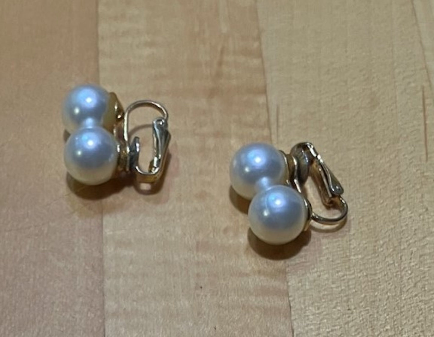 ITEM UPDATE: Vintage 3-strand faux pearl necklace and "old school" clip on earrings costume jewelry