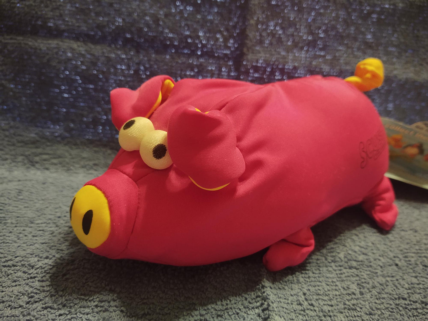 Fun Closing Item #4: Scushies Pig