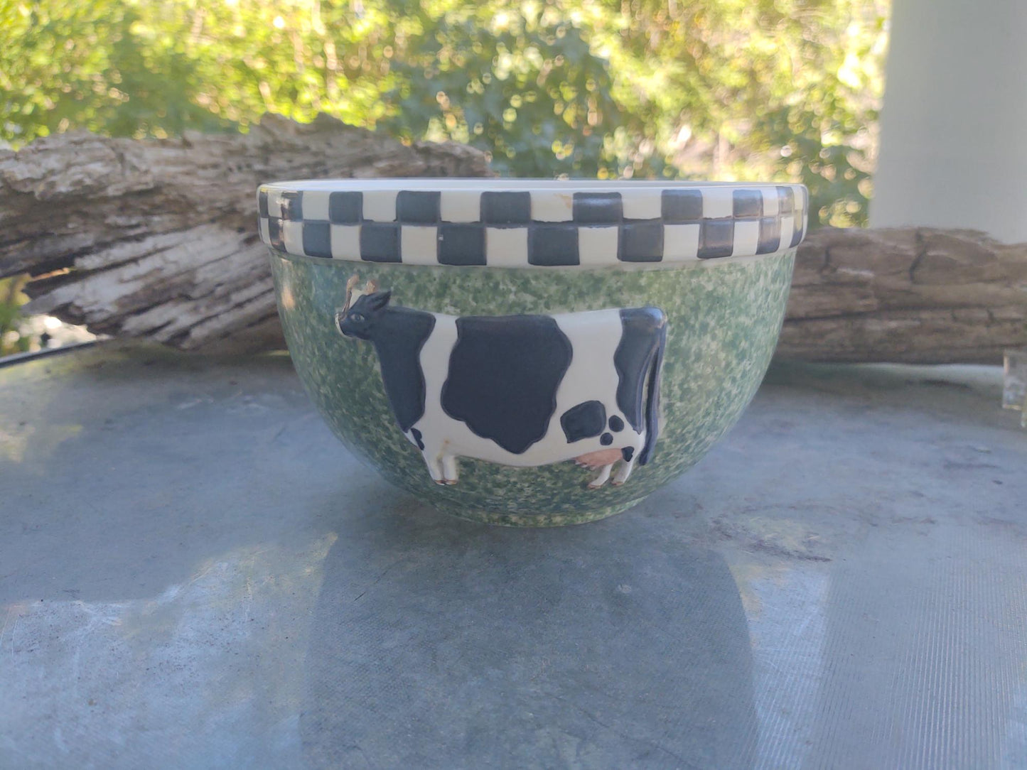 Nesting farm animal bowls