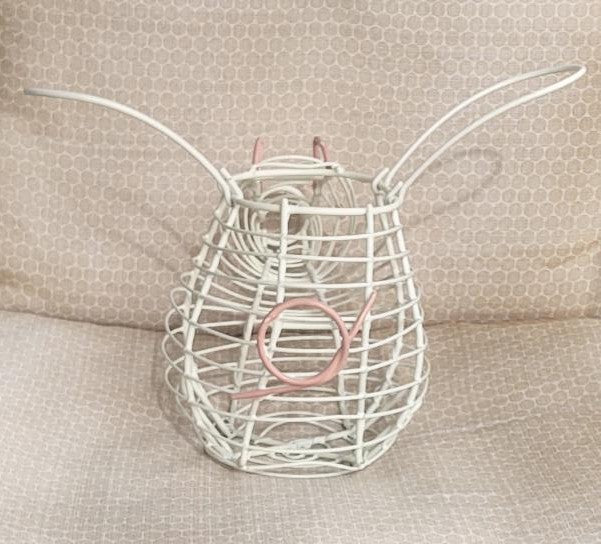 Wire Pig Basket