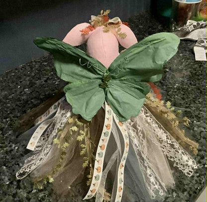 Fall Angel PIg Table Topper