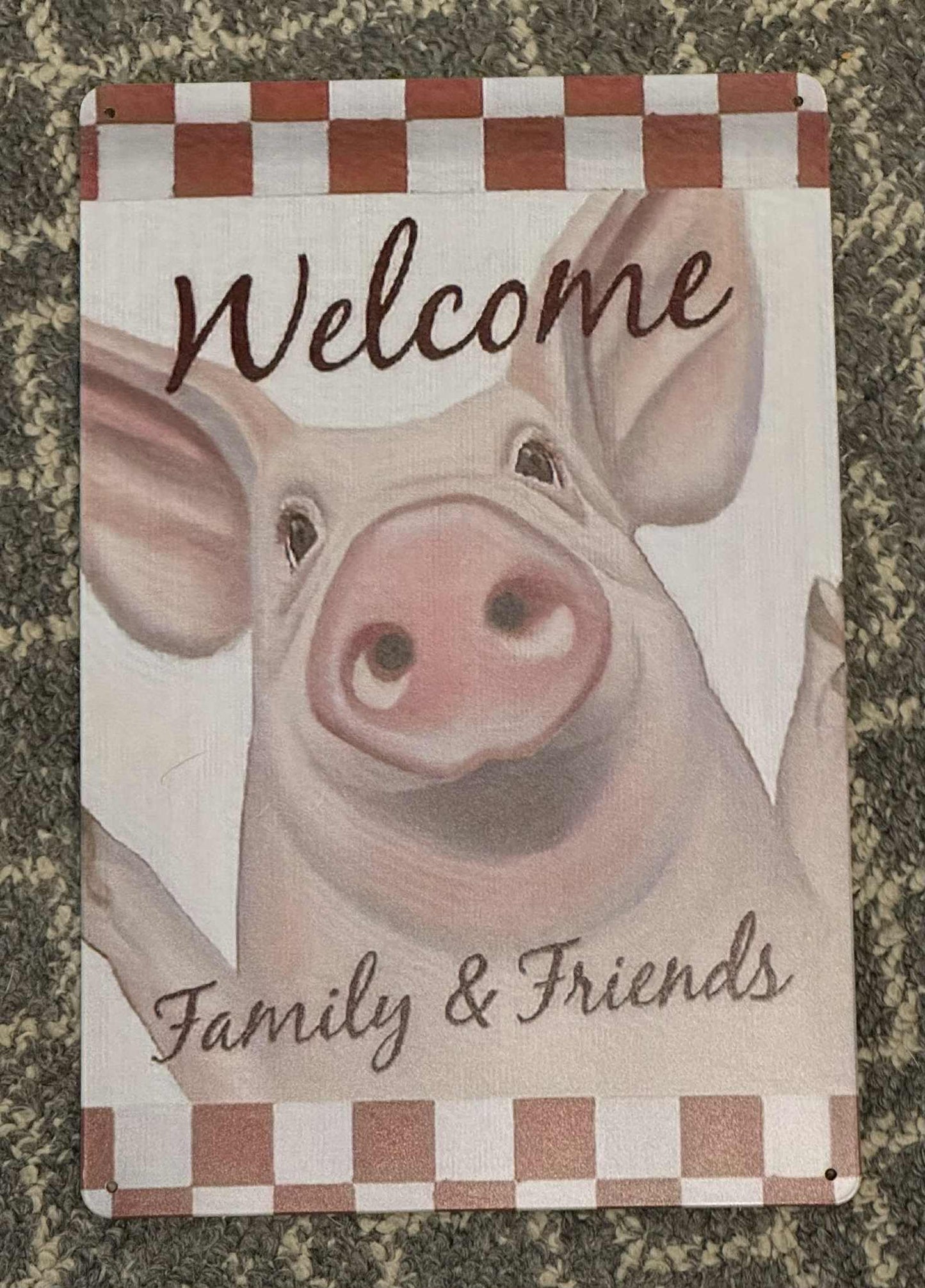 Metal Welcome Family & Friends Sign