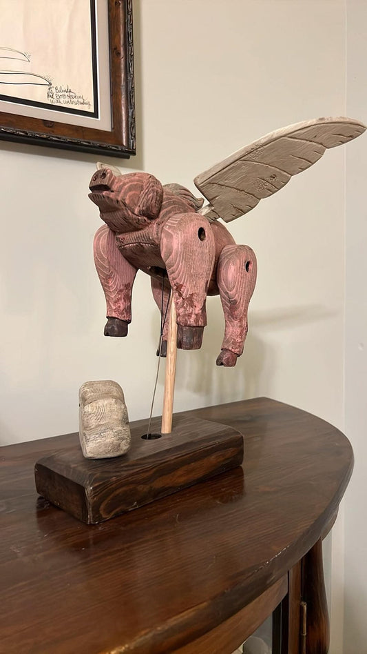 Folk art flying pig (Iowa)
