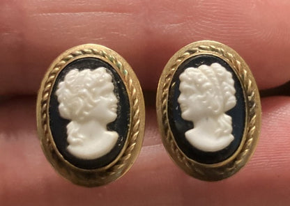 Vintage Cameo earrings