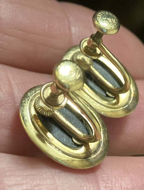 Vintage Cameo earrings