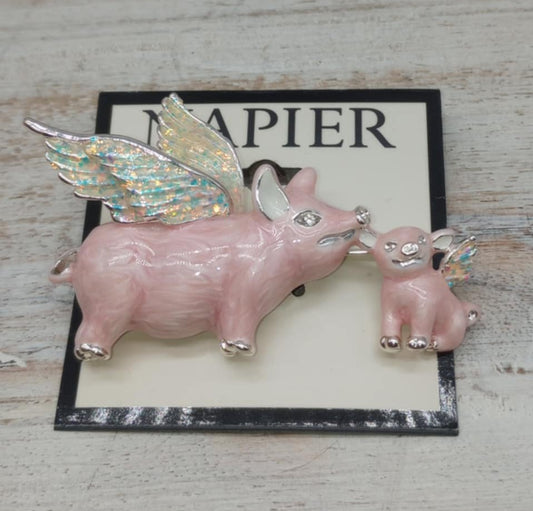 Angels mom pig and piglet pin with sparkly wings