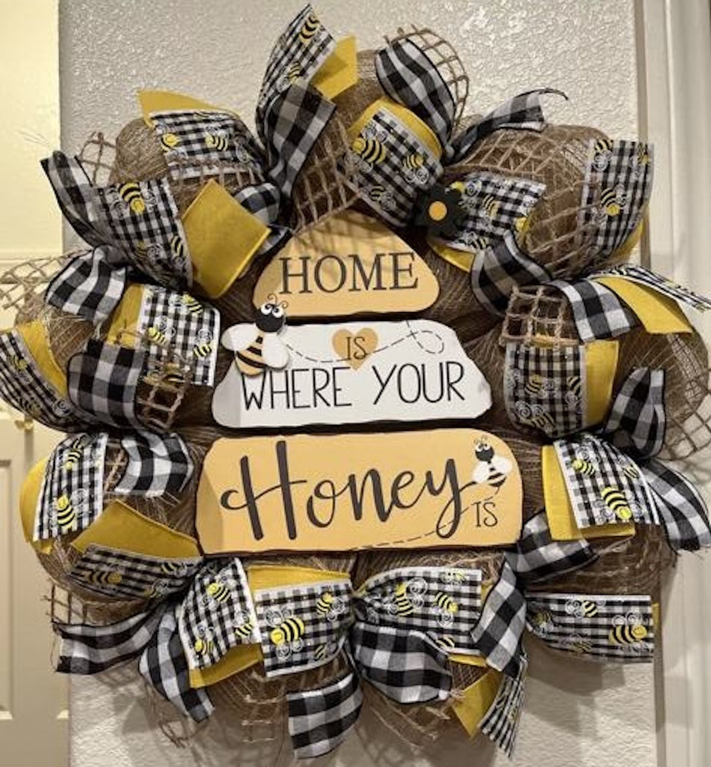 Wreath - Home is where your honey is